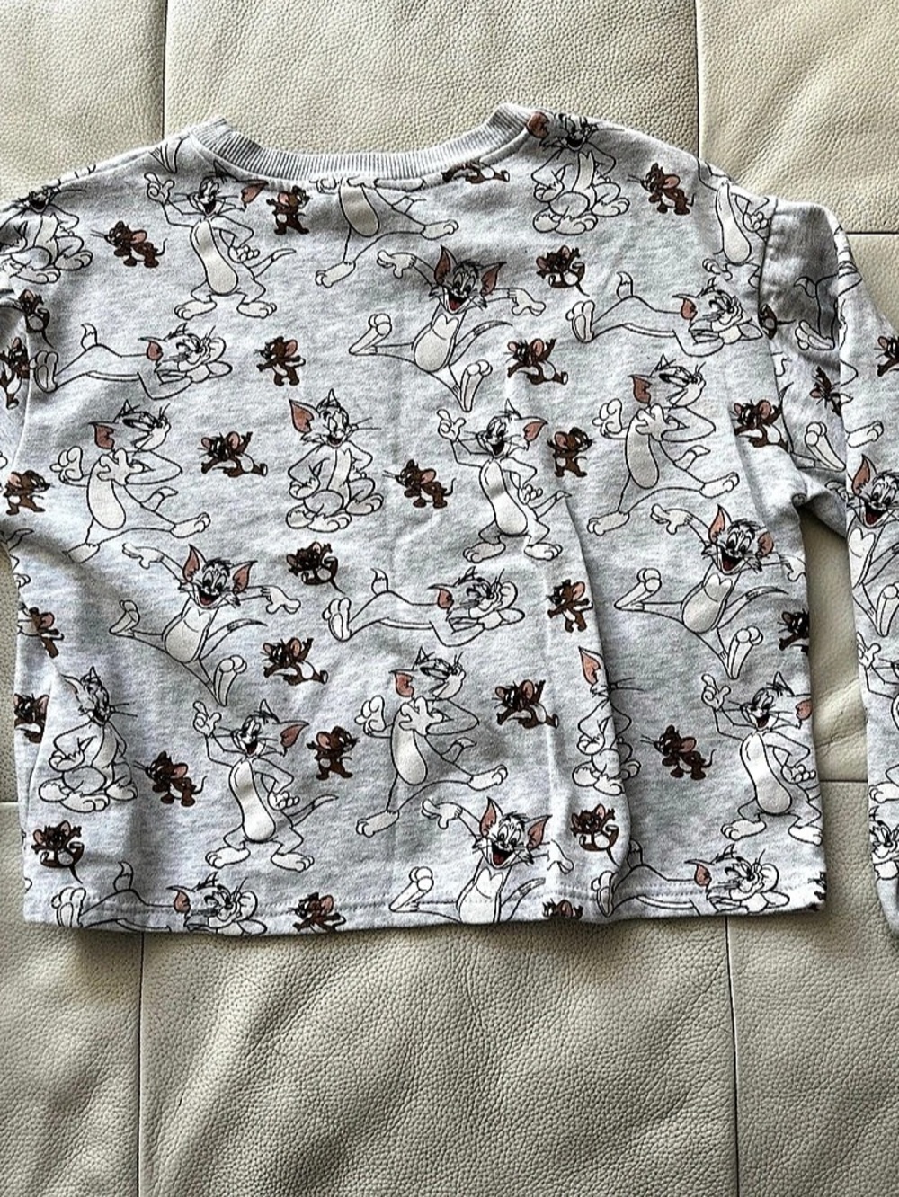 Classic Girls Tom and Jerry All Over Print Crewneck Sweatshirt Gray, Size L - Picture 2 of 3